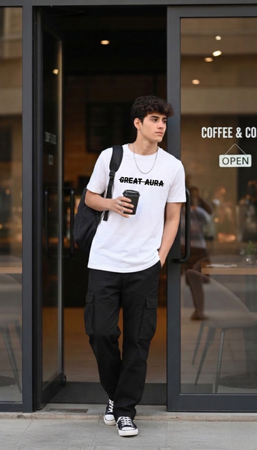THE SOLID AURA TEE